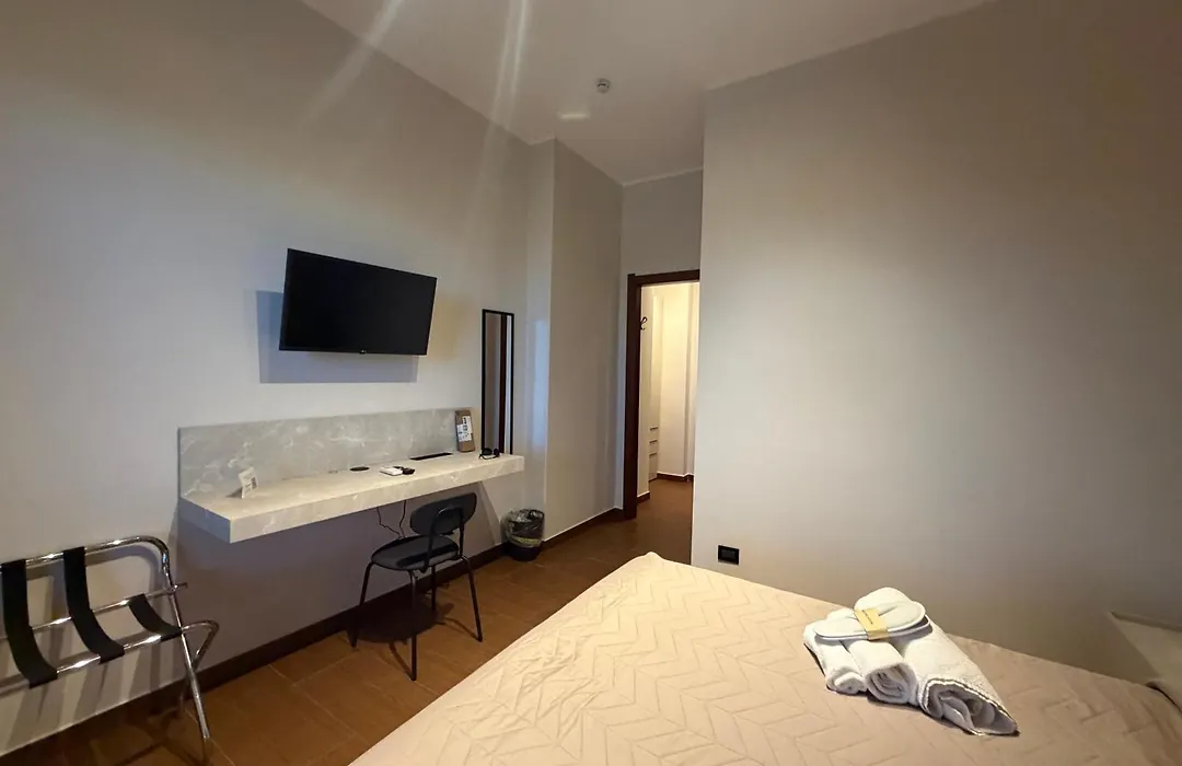 Panoramic Rooms-1