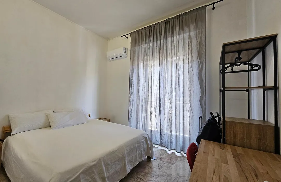 Palermo Amari-1
