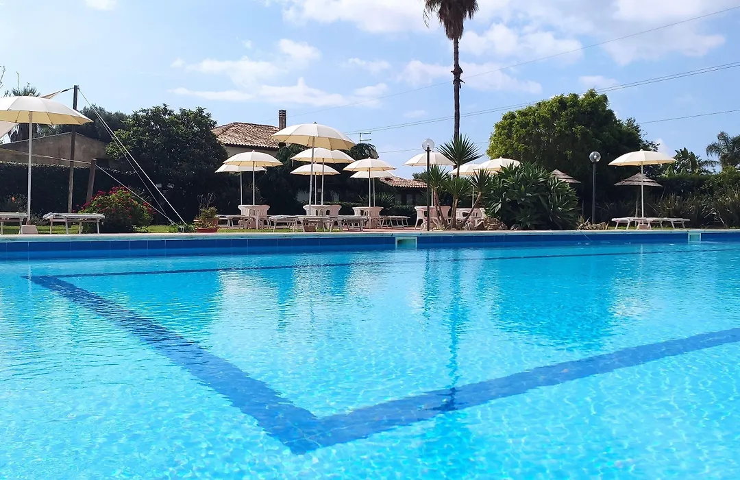 Hotel Relax-1