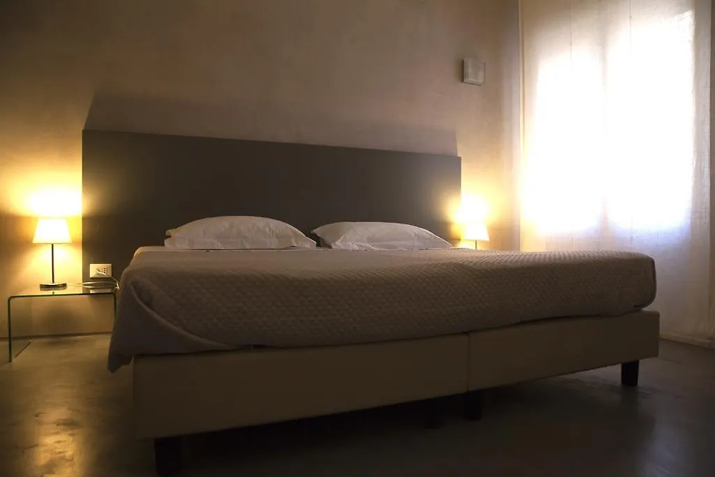 Rosalmar B&B-1