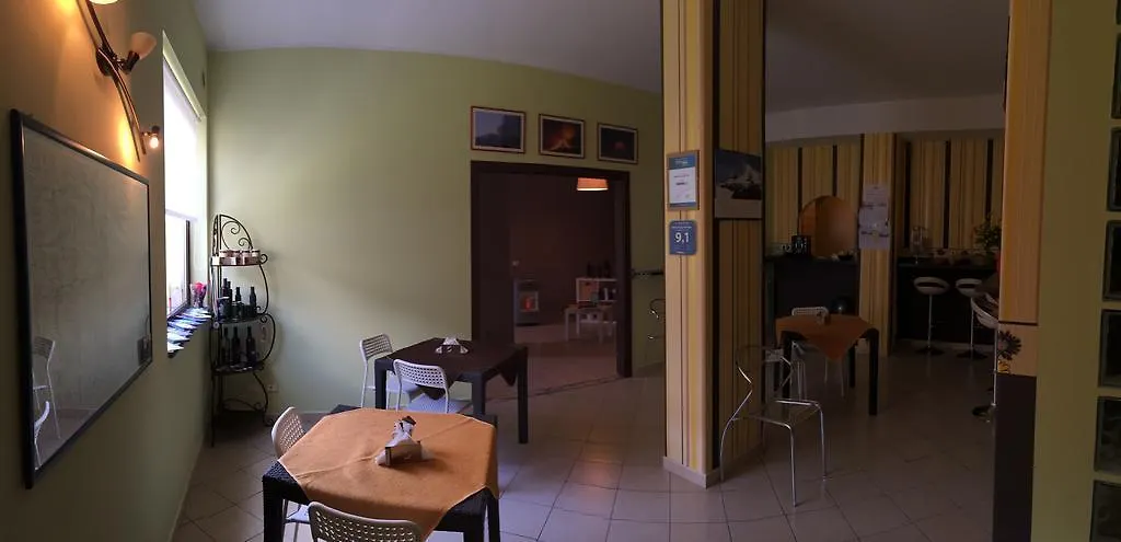 B&B L'Angolo Dei Sogni-1
