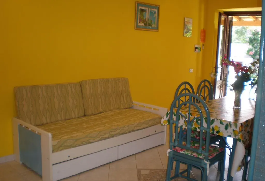 Eolie Appartamenti Per Vacanze-1