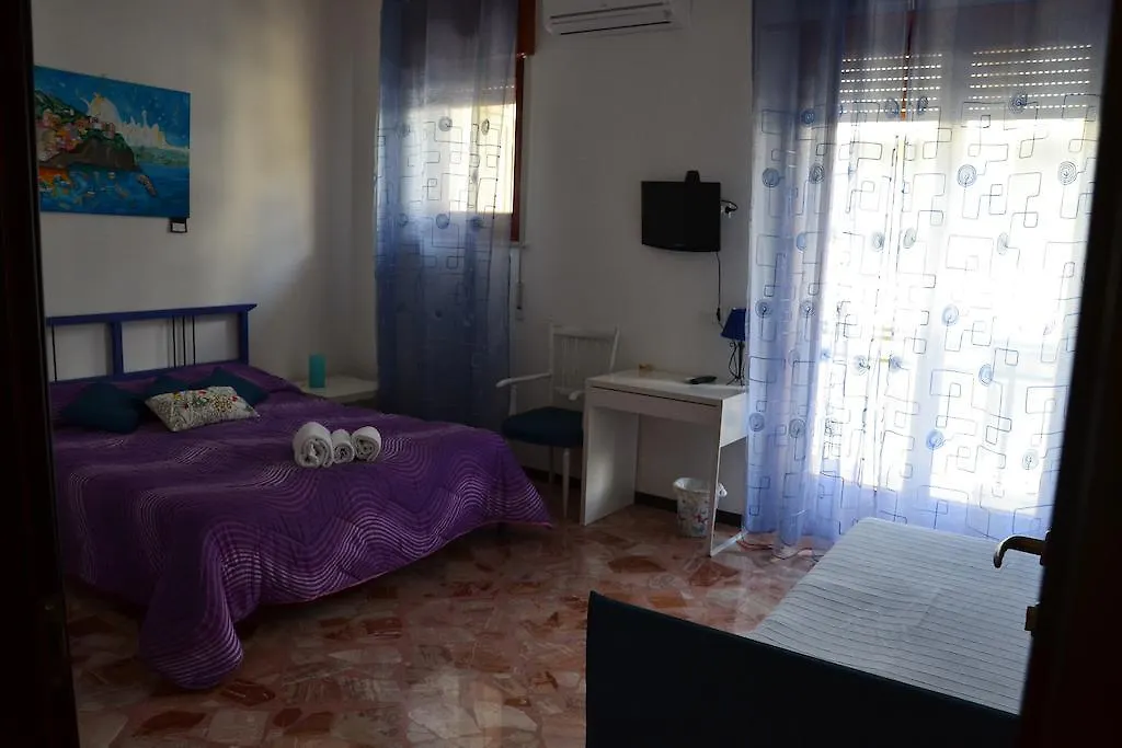 A Due Passi da Erice B&B-1