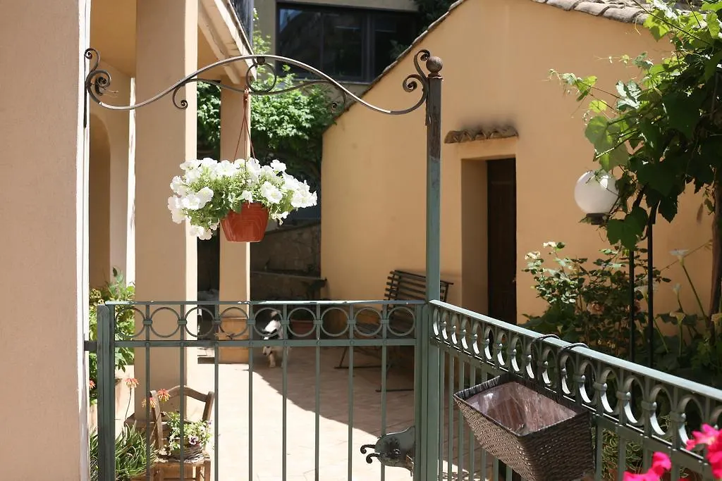 Appartamento A Casa di Gesuè-1