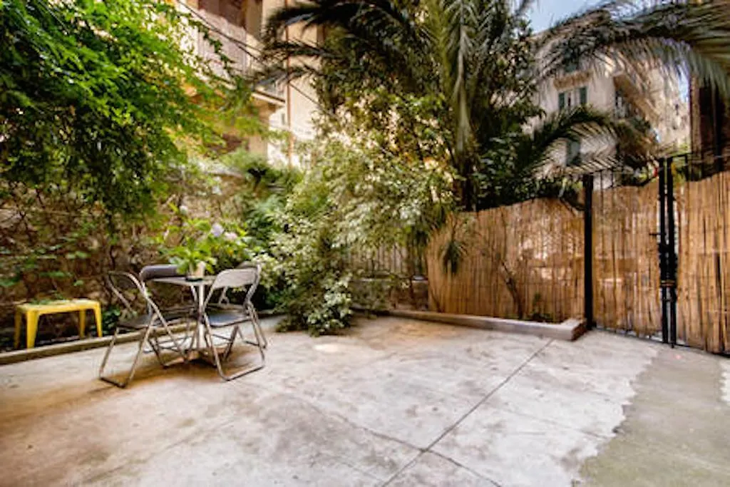 Sofia'S House-1