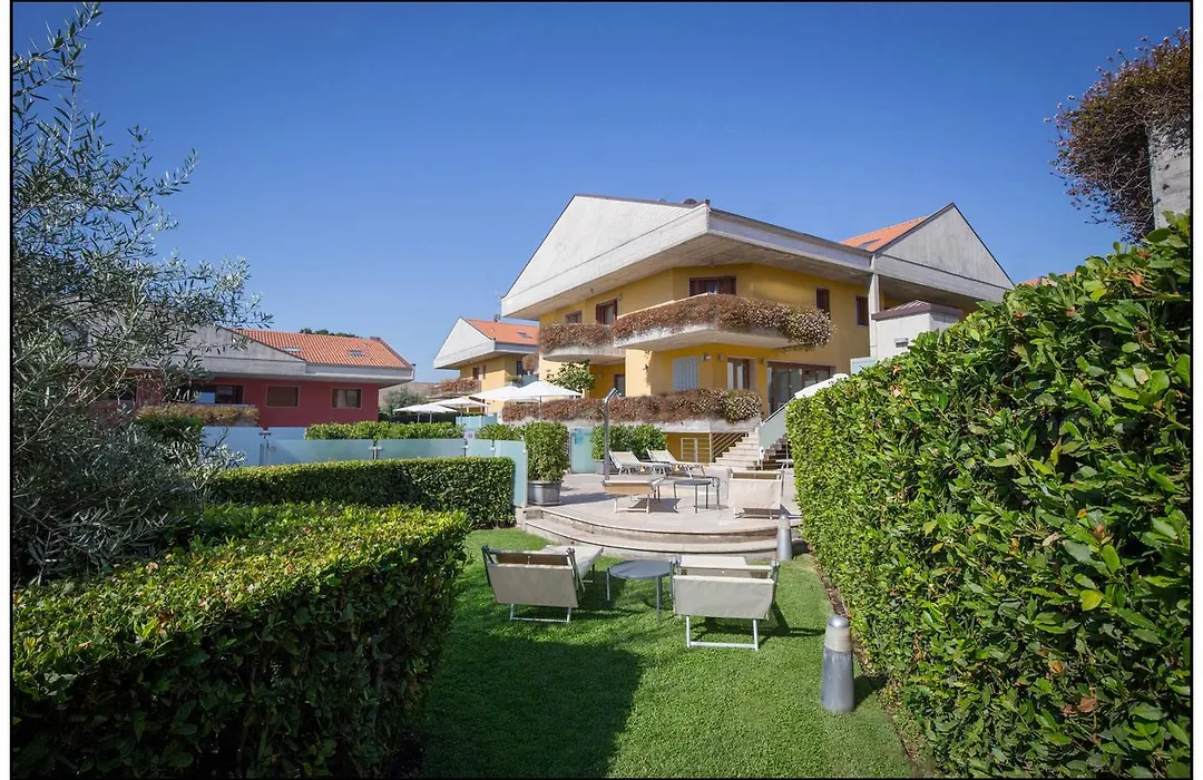 Catania Hills Residence-1