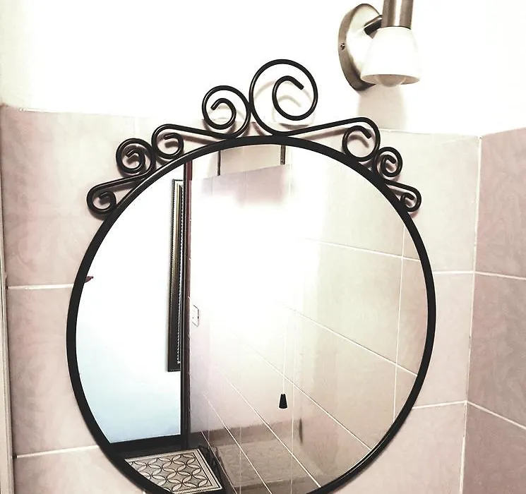 Crispi Rooms-1