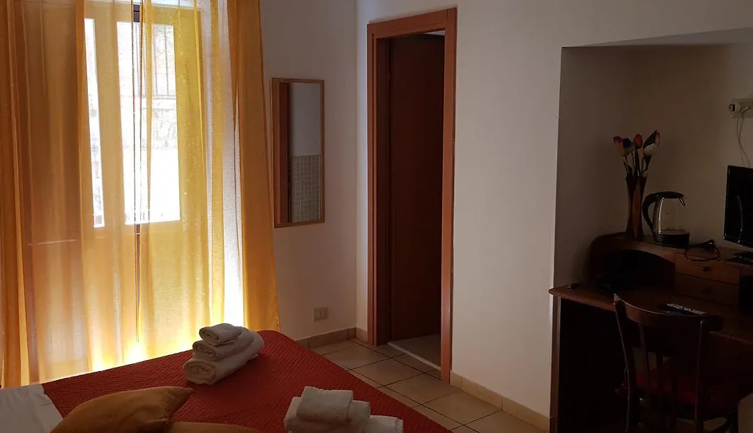 Gli Agrumi Rooms-1