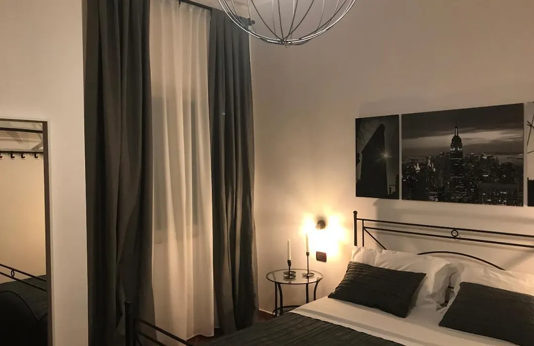 Holiday Rooms Portale Pirrera-1
