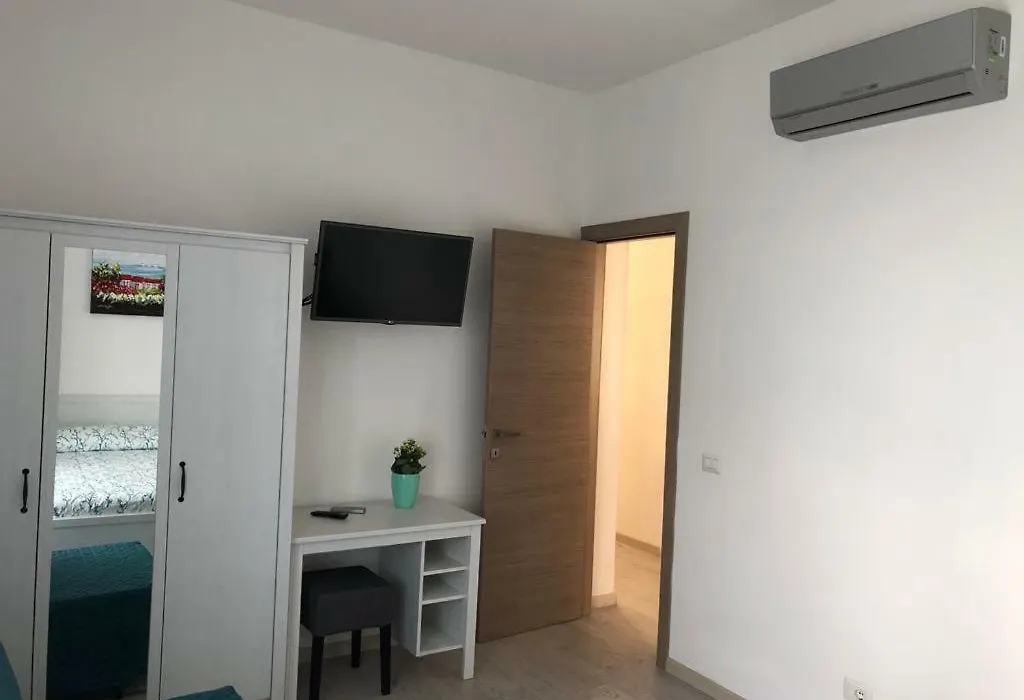 Deluxe Lipari Room-1