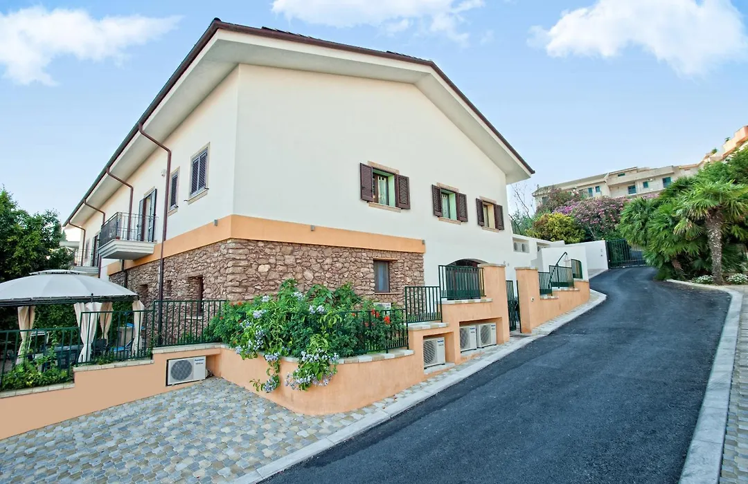 Casale La Zagara-1