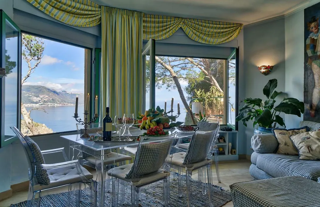 Luxury Apartment And Charm Sea View Isola Bella-1