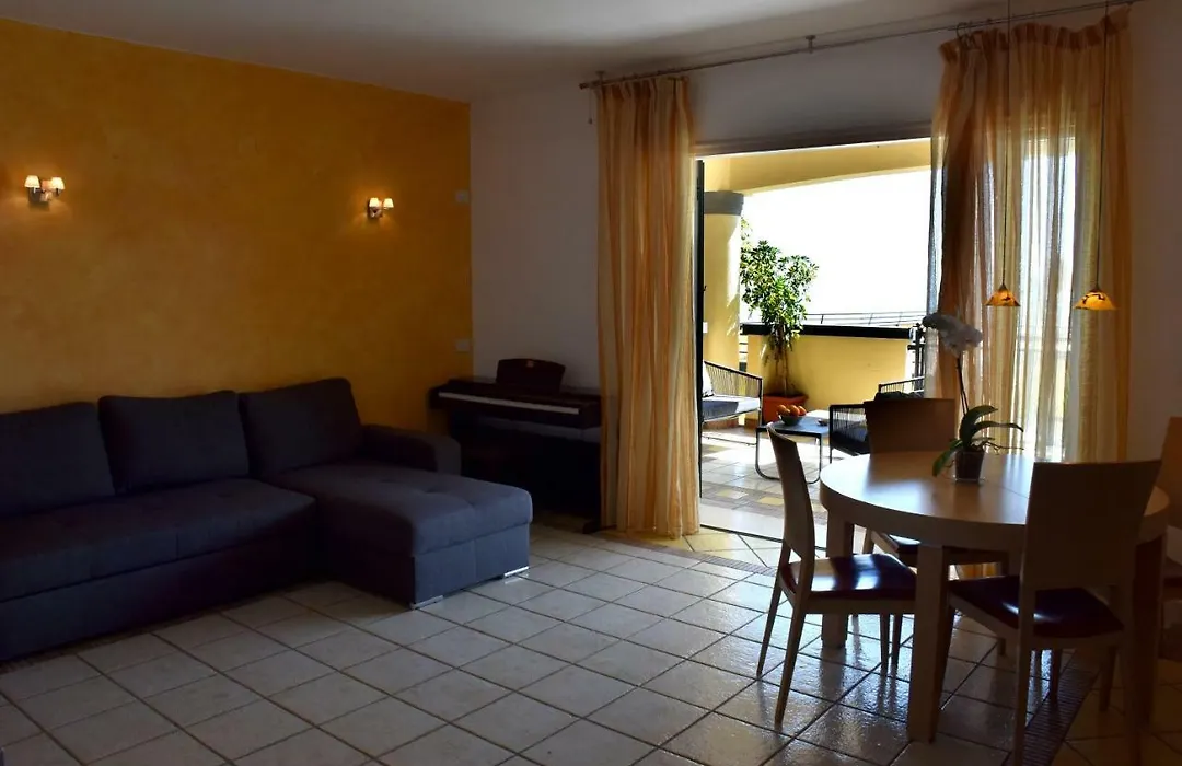 Taormina Sunny Apartment - Taormina Holidays-1