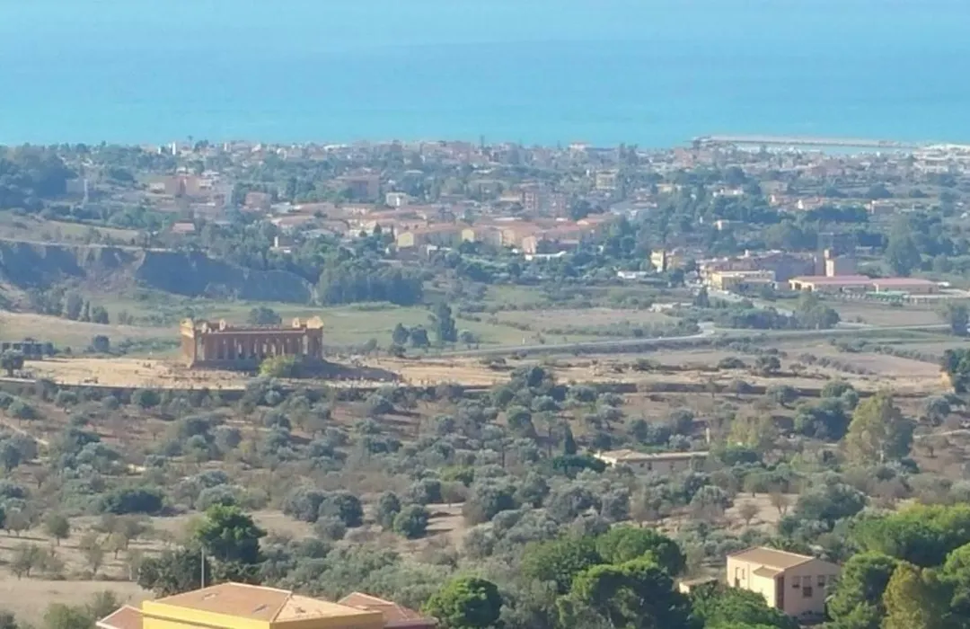 Casa Villaggio Pirandello-1