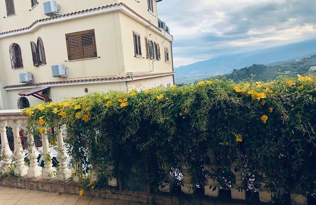 Le Nuove Porte Di Taormina-1