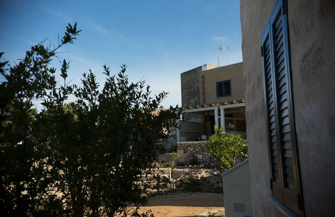 Le Suites Del Carrubo-1