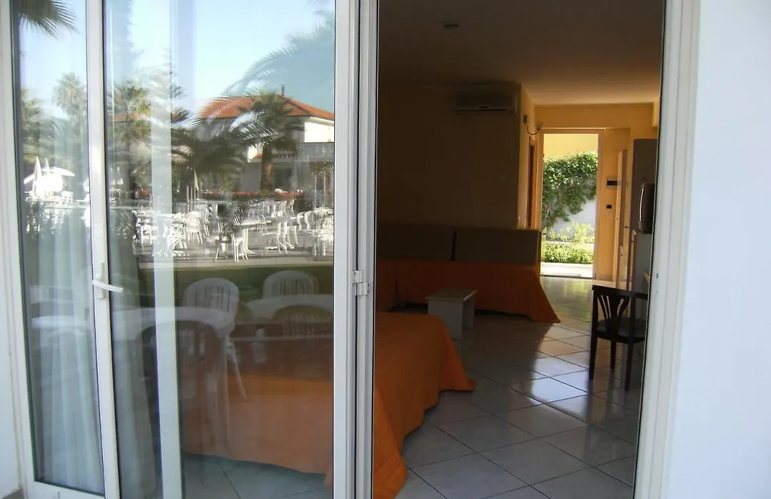 King'S House Hotel Resort-1