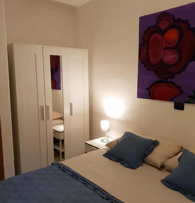 Rooms In The Beach-1