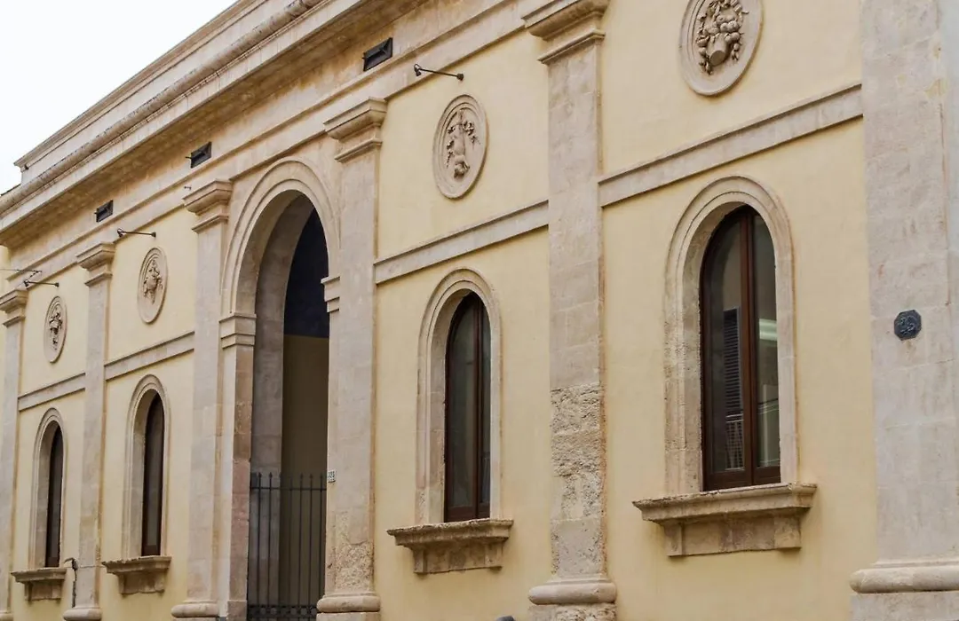 Garibaldi Maison De Charme-1