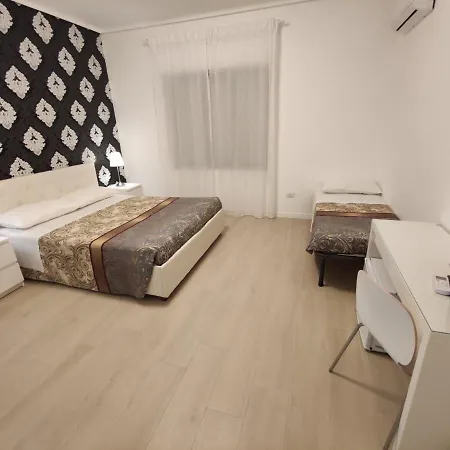 Sami Luxury Rooms 3 8 0 7 9 4 9 2 5 3-3