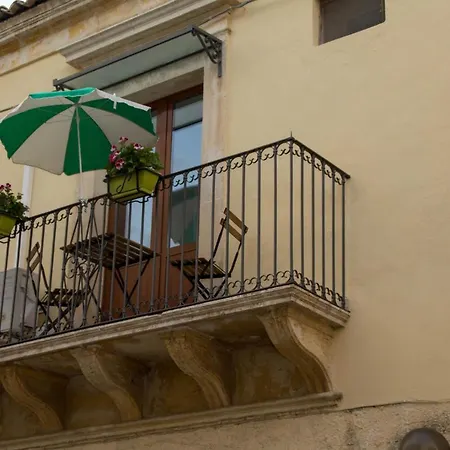 Noto Bedda Bed&Breakfast-2