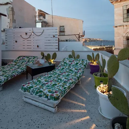 Ortigia Terrace Sea View-2