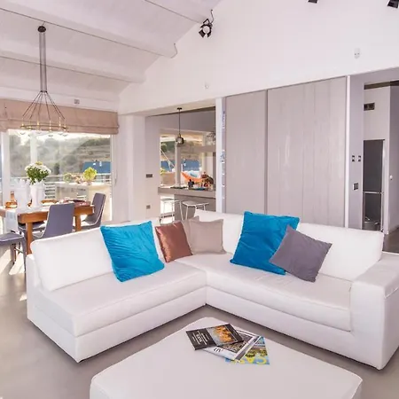 Villa Aura 6, Emma Villas-3
