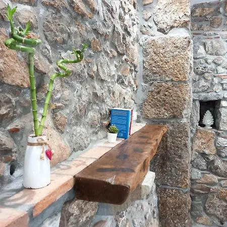 Cortile Delle Mura-2