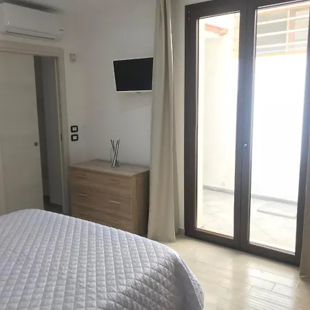 Pozzo Regina Home-2