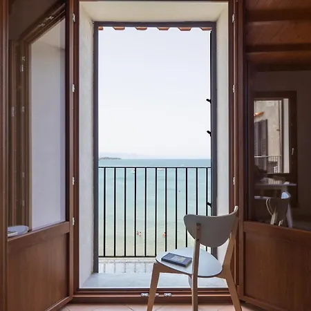 Lavatoioflats Casa Sul Mare E Sul Lavatoio Medievale A Cefalu-2