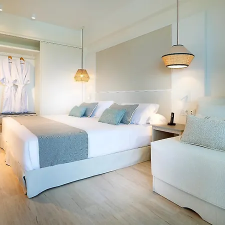Grand Palladium Garden Beach Resort & Spa-3