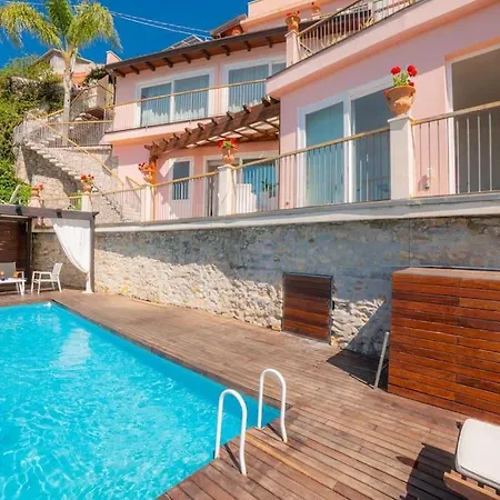 Dependance con piscina Paolone House Taormina-2