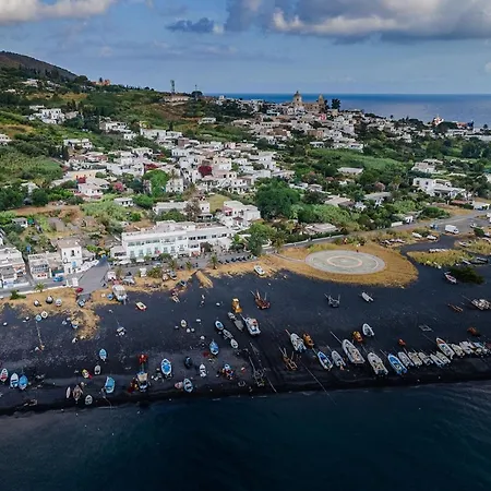 Stromboli Trekking Accommodation - Room And Excursion For 2 Included-3