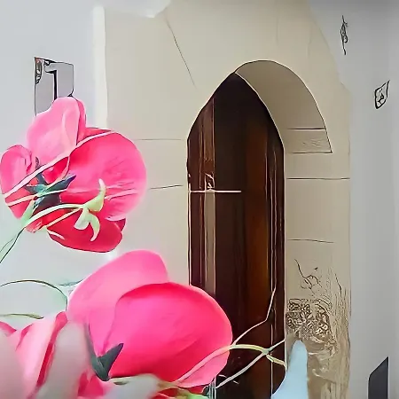 Trinacria'S Rooms-2