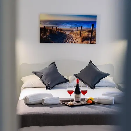 Miramare Rooms B&B-2