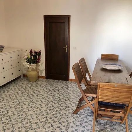 Villa By The Vulcano - 70Mq Plus Large Garden And Patio-3