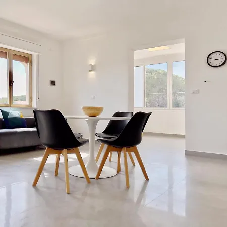Appartamenti In Villa Polluce A 2 Min Dal Mare Wifi E Parcheggio-3