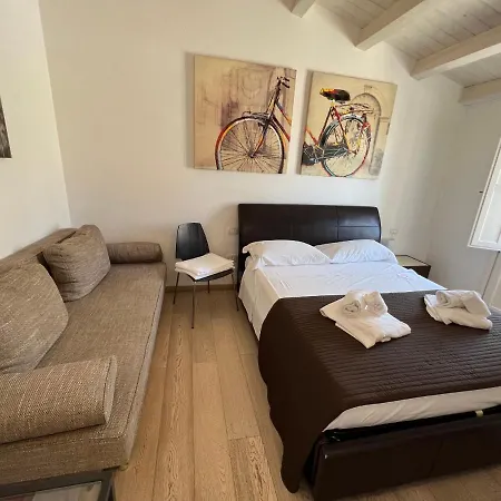 Plaza Rooms-2