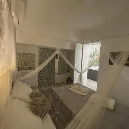 Siricyaus Luxury Room-2