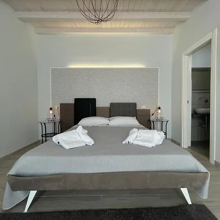 Minioto Rooms-3
