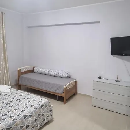 Cino'S Home-2