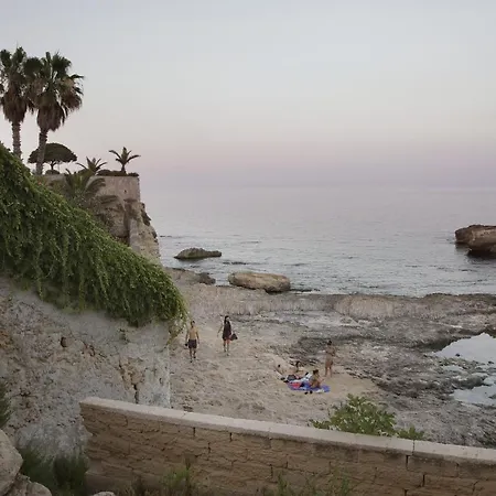 Le Bain Suite - accanto al Mare vicinissima a Ortigia e al Teatro-3