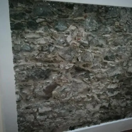 Naxos Room-2