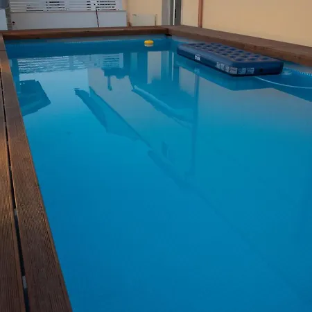 A & G Relax Rooms-3