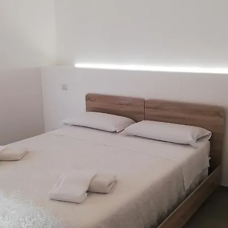 Mela Rooms-2