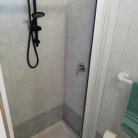 Essential Room-3