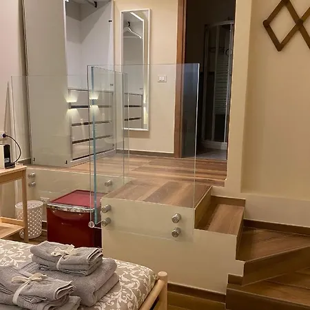 Chirone Room-2