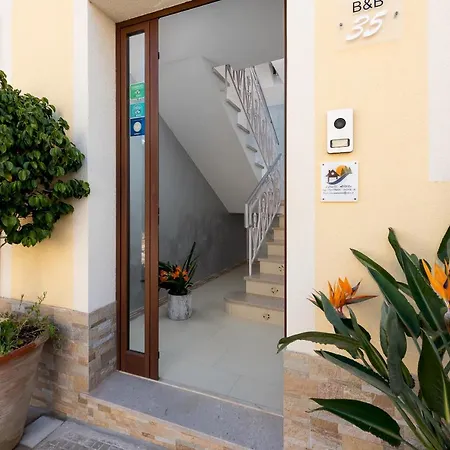B&B A Casa Di Aurora Rooms-2