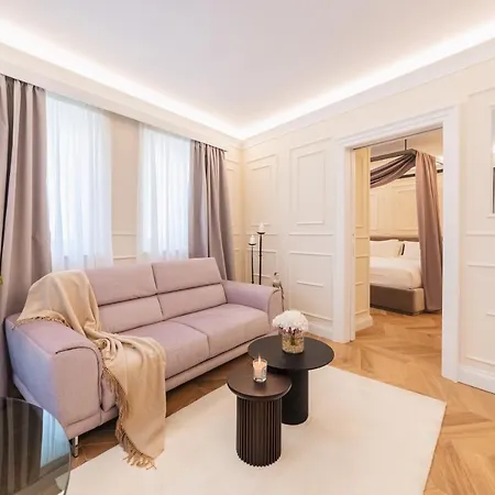 Naxi Suites-3