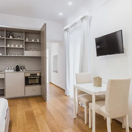 Rg7 Apartments-2